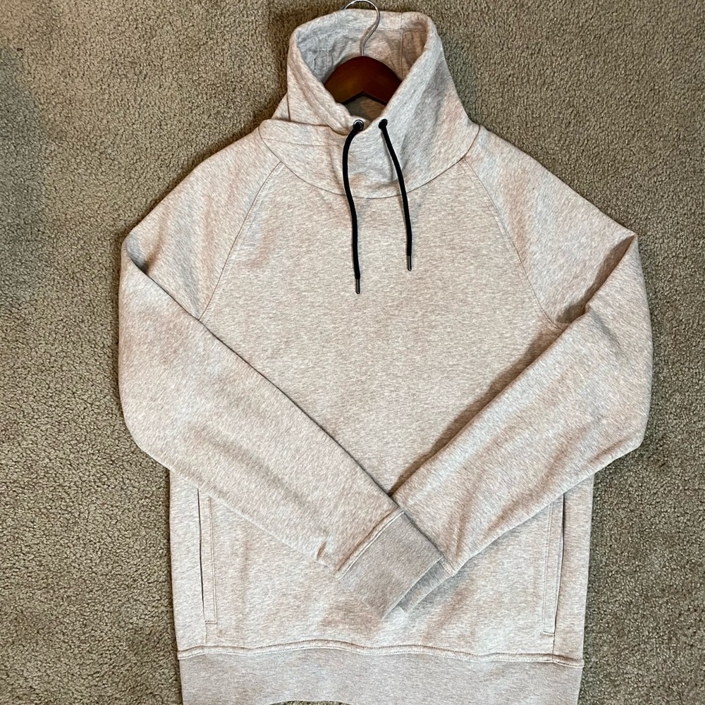 BRAND NEW H&M High Collared Sweatshirt (Medium)